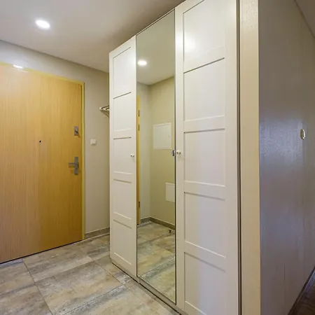 Bursztynowa Przystan By - 300 M Do Plazy - Ergo Arena Апартаменты *