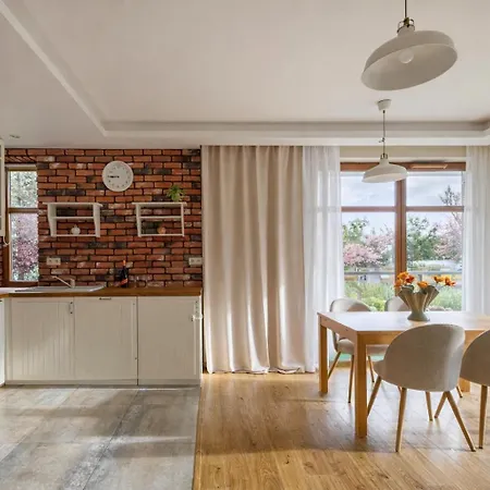 Apartment Bursztynowa Sopocka Przystan Z Wanna By - 300 M Do Plazy Parking Ergo Arena